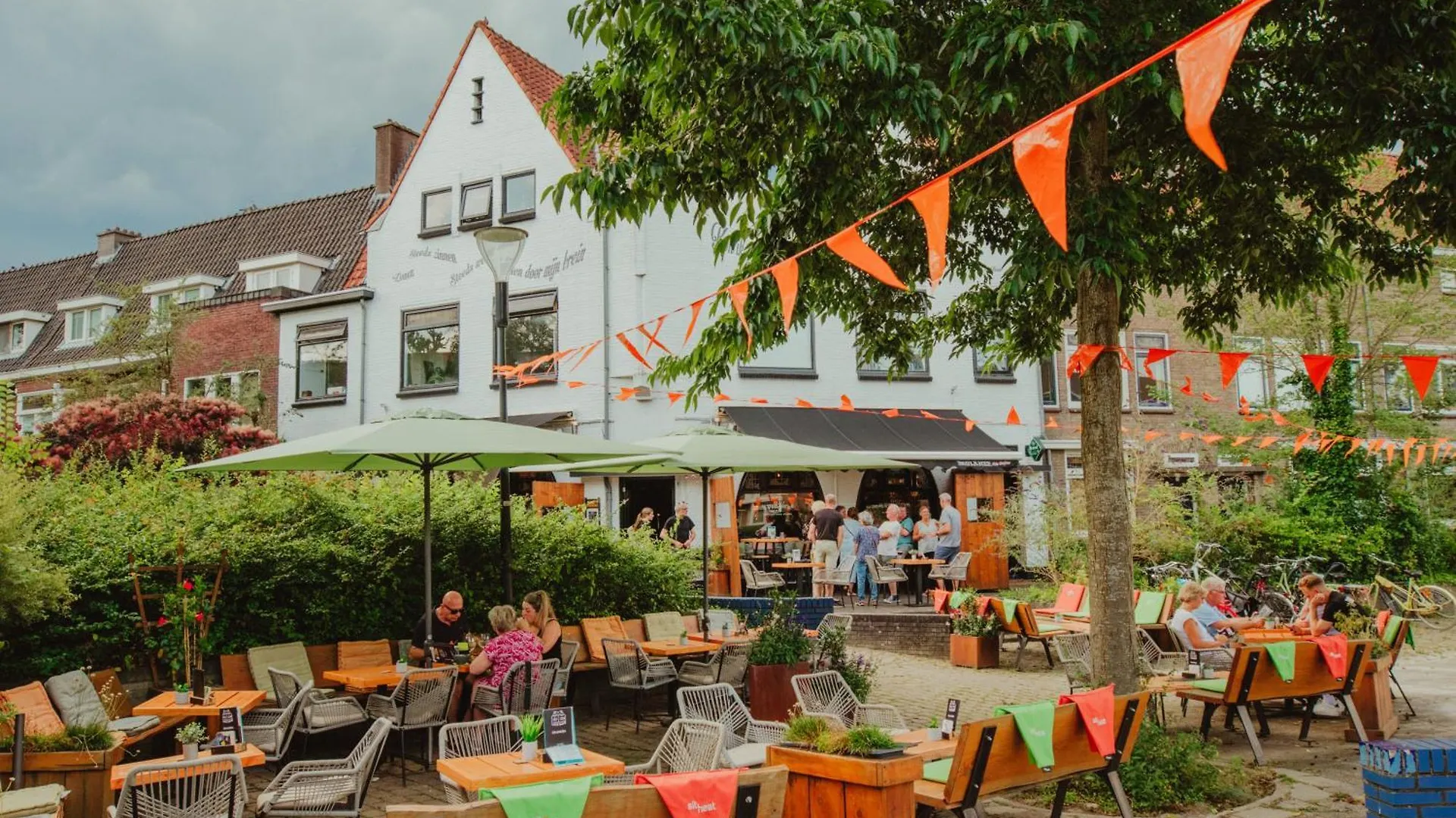 Bed & Breakfast cafe 't Vonderke Bed and Breakfast Eindhoven